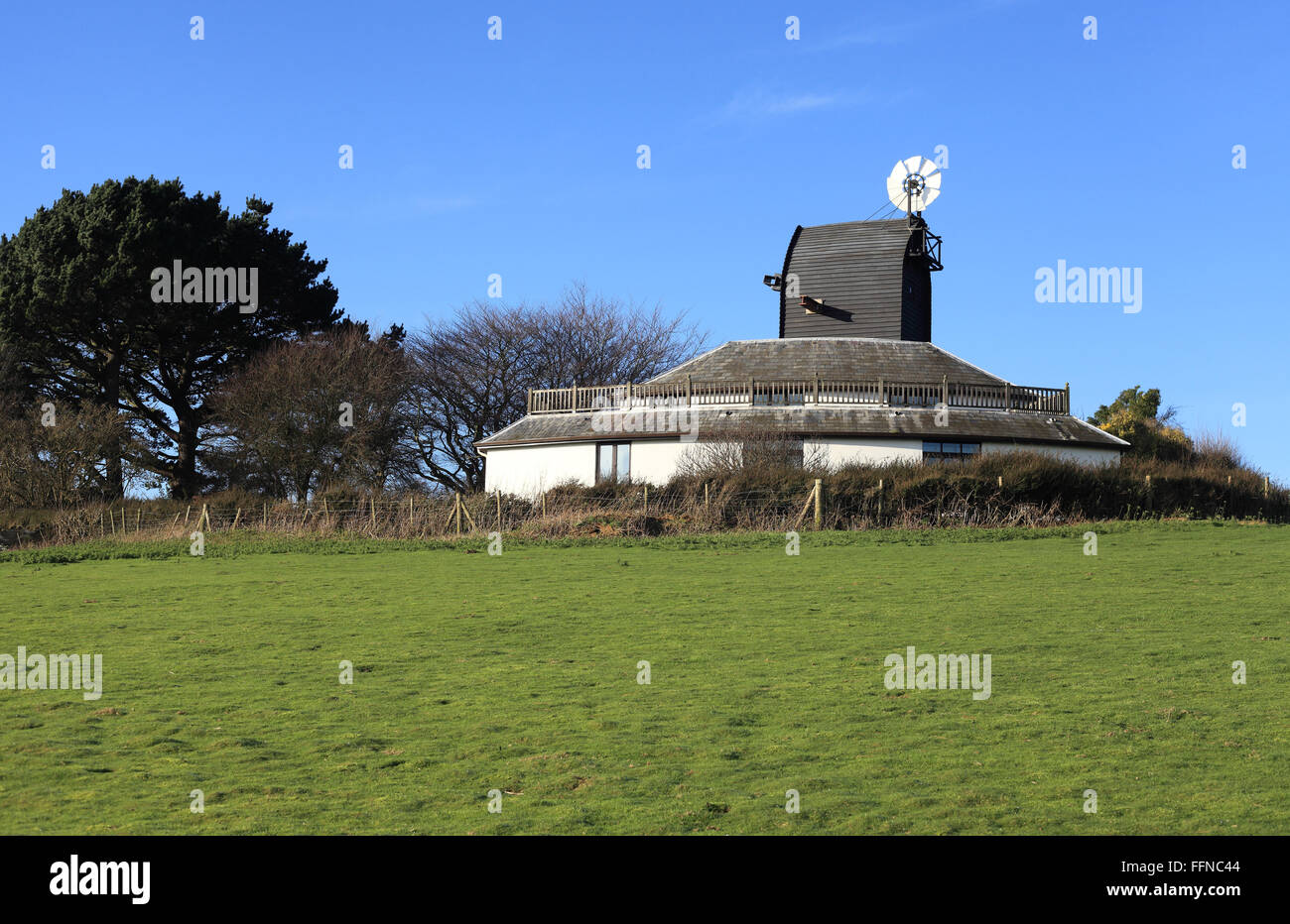 Hogg Hill Mühle ist ein 18. Jahrhundert restauriert Kittel Windmühle in Icklesham. Heute ist es Sir Paul McCartney Tonstudio, UK. Stockfoto