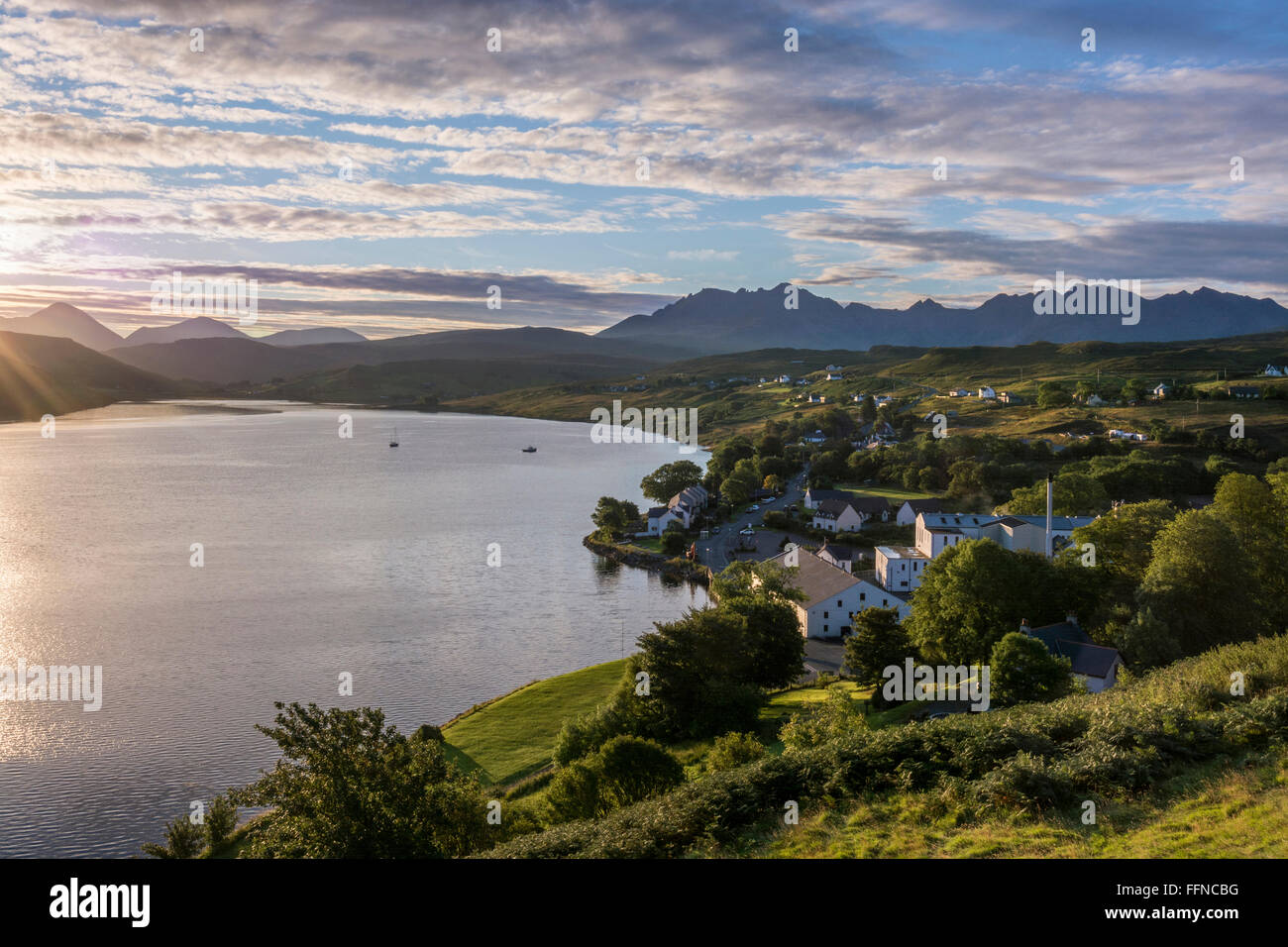 Carbost loch harport Fotos und Bildmaterial in hoher Auflösung Alamy