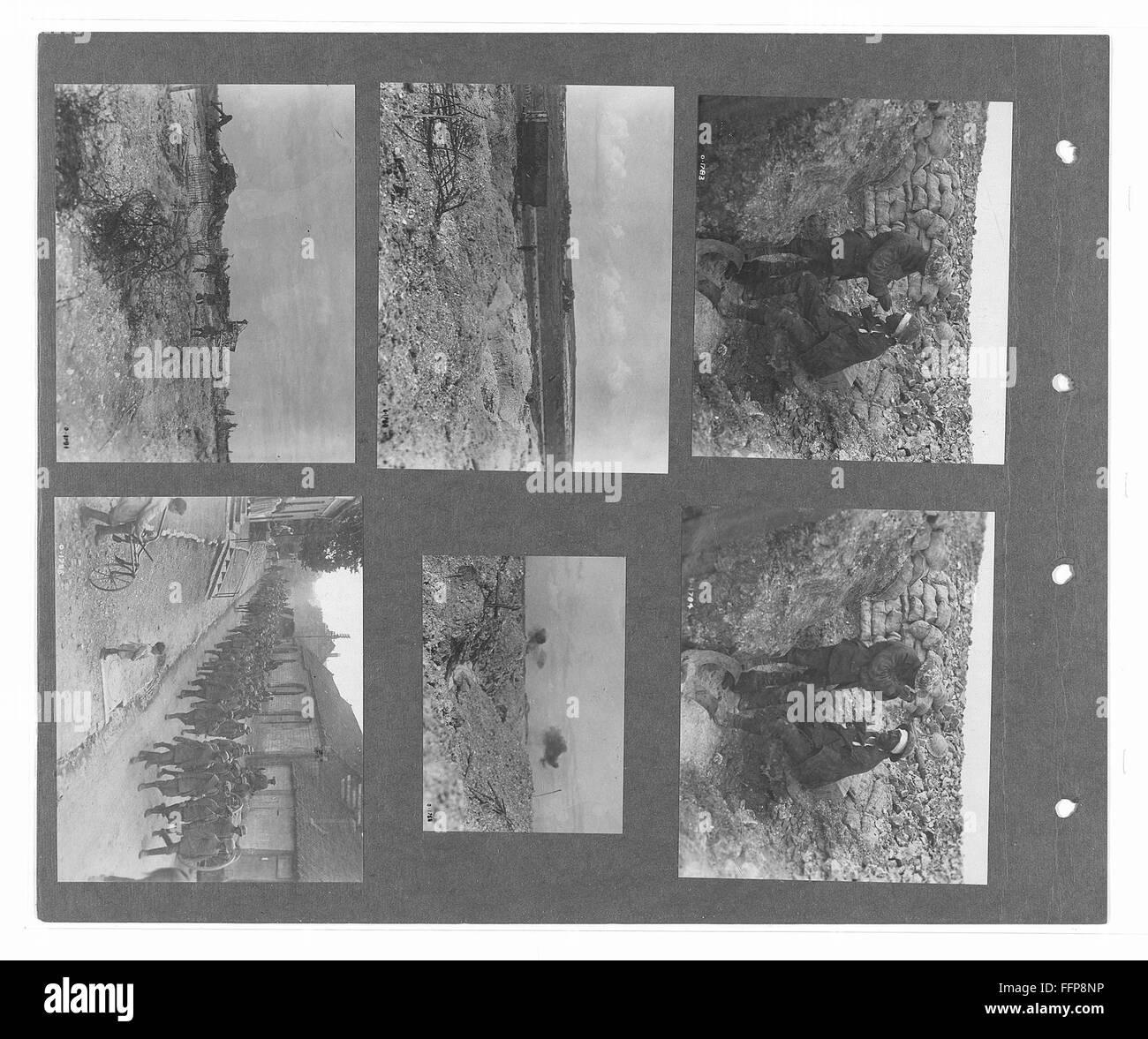 Dieser Band offizieller kanadischer Kriegsfotos zeigt die Rolle Kanadas in globalen Konflikten visuell und zeigt Bilder aus beiden Weltkriegen. Es liefert einen wichtigen historischen Datensatz durch Fotografien, die während des Krieges aufgenommen wurden und die Tapferkeit und Opfer kanadischer Soldaten widerspiegeln. Stockfoto