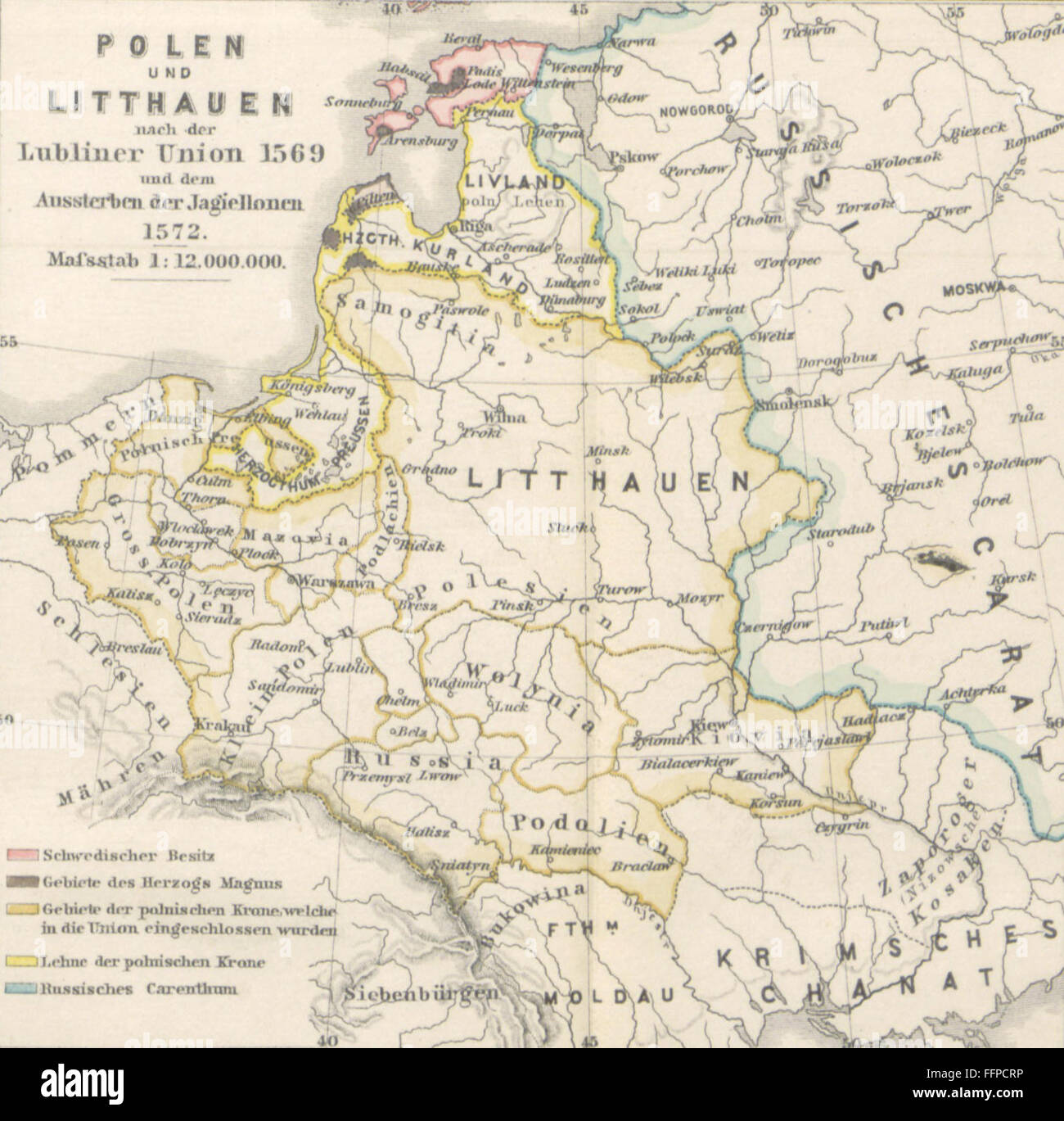 Die Allgemeine Kriegsgeschichte aller Völker und Zeiten ist eine umfassende Geschichte der Kriegsführung über verschiedene Kulturen und Zeiträume hinweg. Das von Prinz N. S. Galitzin herausgegebene Buch bietet einen breiten Überblick über militärische Konflikte von der Antike bis zur Neuzeit. Stockfoto