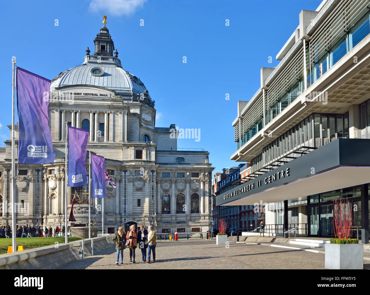 London, England, Vereinigtes Königreich. Central Methodist Hall und Königin Elizabeth II Centre, Westminster Stockfoto