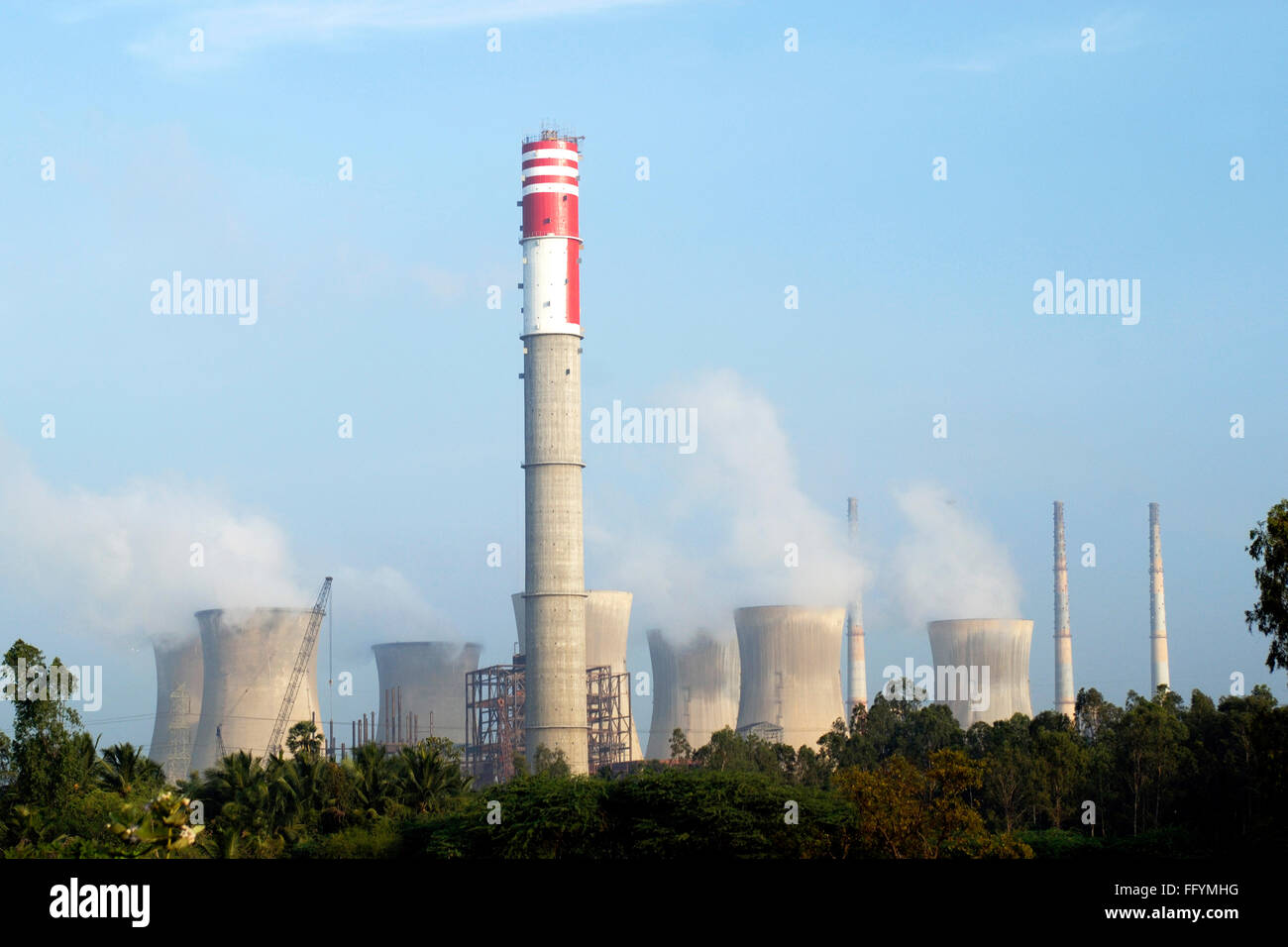 Thermisches Kraftwerk II von Neyveli Braunkohle Corporation begrenzt NLC, Tamil Nadu, Indien Stockfoto