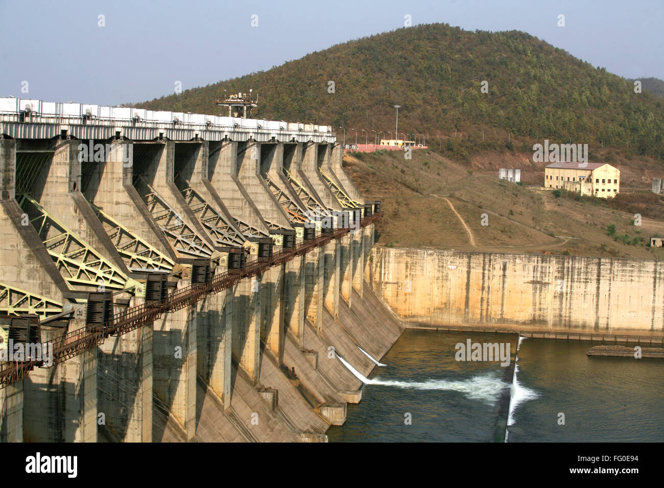 Chandil Dam Hydro electric Power project 2 x 4 MW Leistung bei Chandil, Saraikela Kharsanwa Bezirk von Jharkhand, Indien Stockfoto