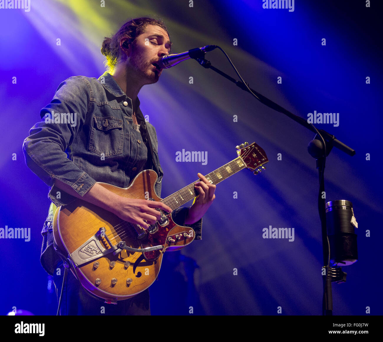 Irische Sängerin und Songwriterin Hozier tritt bei Usher Saal, Edinburgh mit: Hozier wo: Edinburgh, Vereinigtes Königreich bei: 8. Januar 2016 Stockfoto