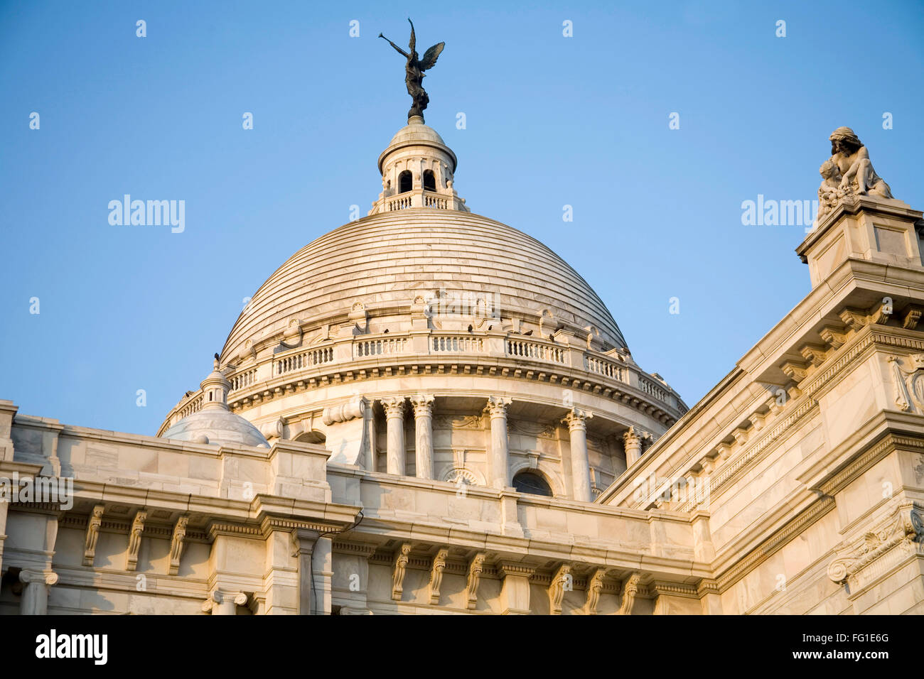 Victoria Denkmal beeindruckende Erinnerung an Britisches Raj Kuppel mit beweglichen Engelsstatue, Calcutta jetzt Kolkata, Westbengalen Stockfoto