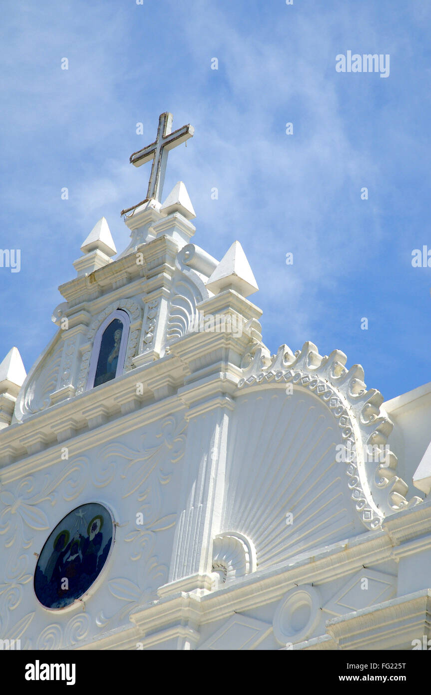 Die weiße Kirche Goa Maharashtra Indien Asien September 2010 Stockfoto