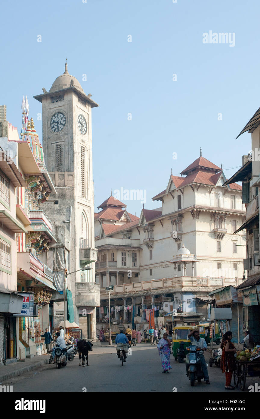 Clock Tower in der Nähe von Swaminarayan Jain-Tempel; Ahmedabad; Gujarat; Indien Stockfoto