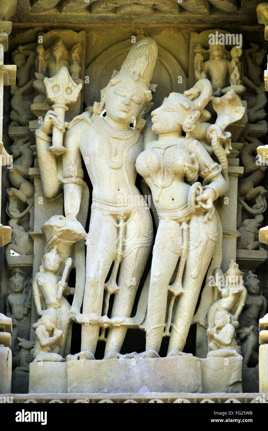 Uma Mahesh an Wand des Jagadambi Tempels Khajuraho Madhya Pradesh, Indien Stockfoto