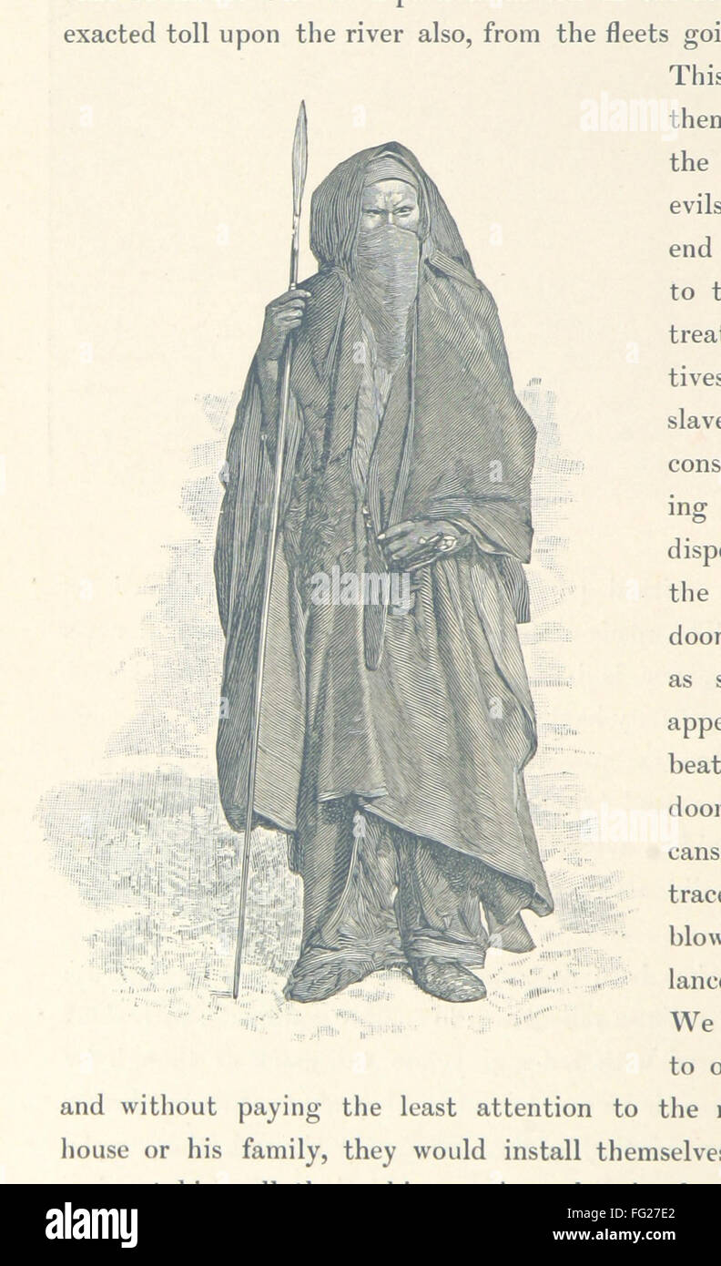 „Timbuctoo The Mysterious“ ist eine Erkundung der sagenumwobenen Stadt Timbuktu und bietet Einblicke in ihre legendäre Geschichte, kulturelle Bedeutung und Mystik. Das aus dem Französischen übersetzte Buch enthält Illustrationen und Karten, die das Verständnis seiner geografischen und historischen Bedeutung erleichtern. Stockfoto