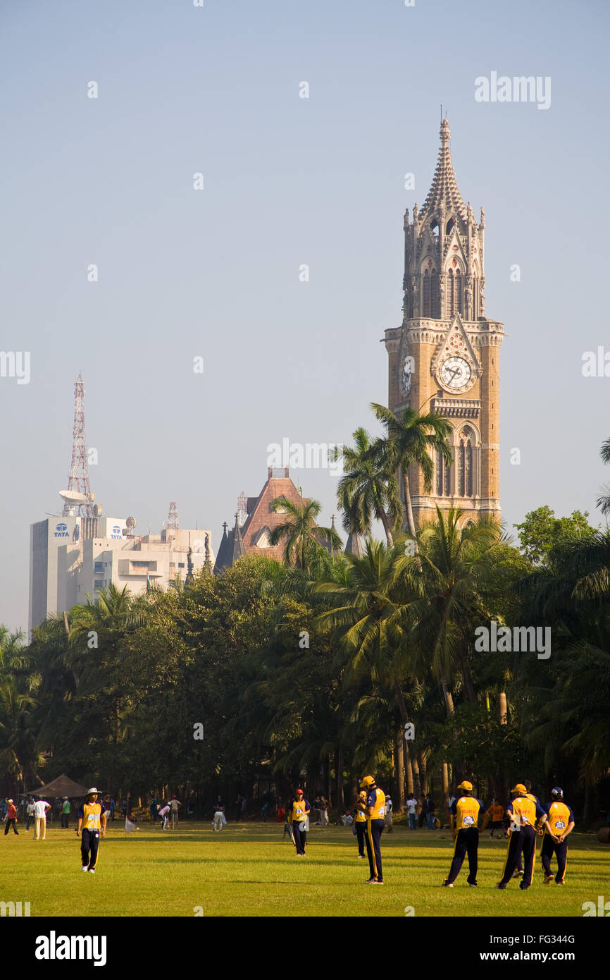 Oval Maidan Spielplatz in Churchgate; Bombay; Mumbai; Maharashtra; Indien 20 12 2009 Stockfoto