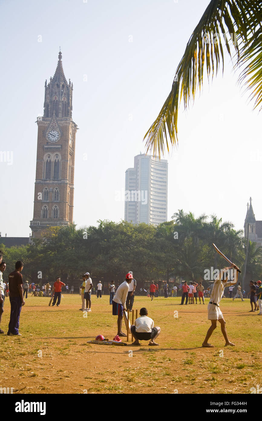 Oval Maidan Spielplatz in Churchgate; Bombay; Mumbai; Maharashtra; Indien 20 12 2009 Stockfoto