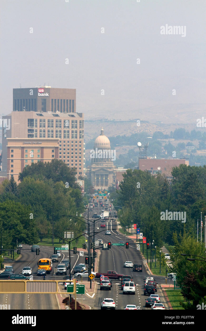 Rauch gefüllten Luft durch Waldbrände verursacht setzt sich in der Stadt von Boise, Idaho, USA. Stockfoto