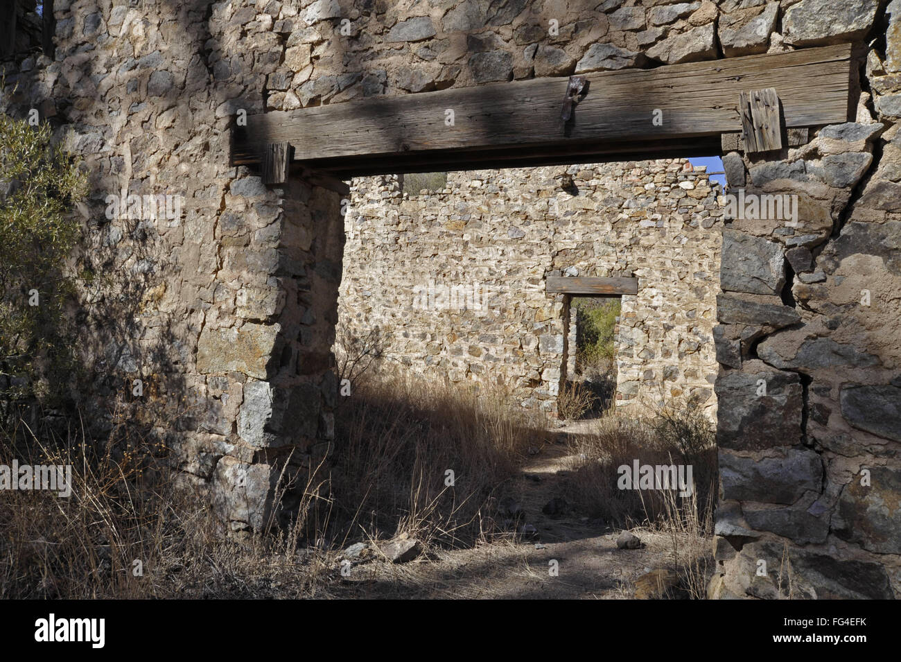 Detailansicht der Old Glory Mühle Hauseingang zeigt wesentliche von den Felsen Wandaufbau. Stockfoto