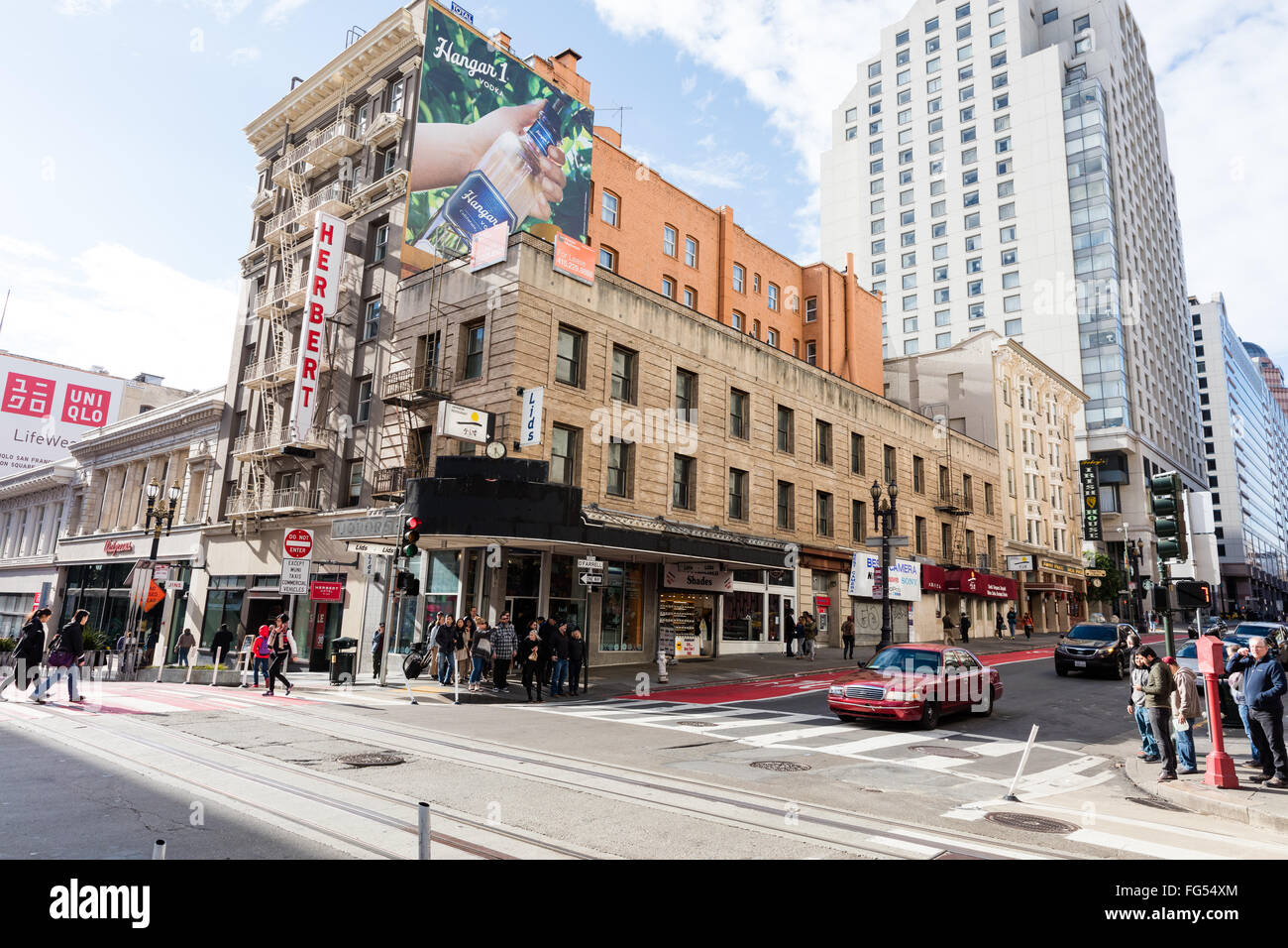 Blick auf eine Straße von San Francisco zeigt Straßenecke, Werdert Gebäude Zeichen Stockfoto