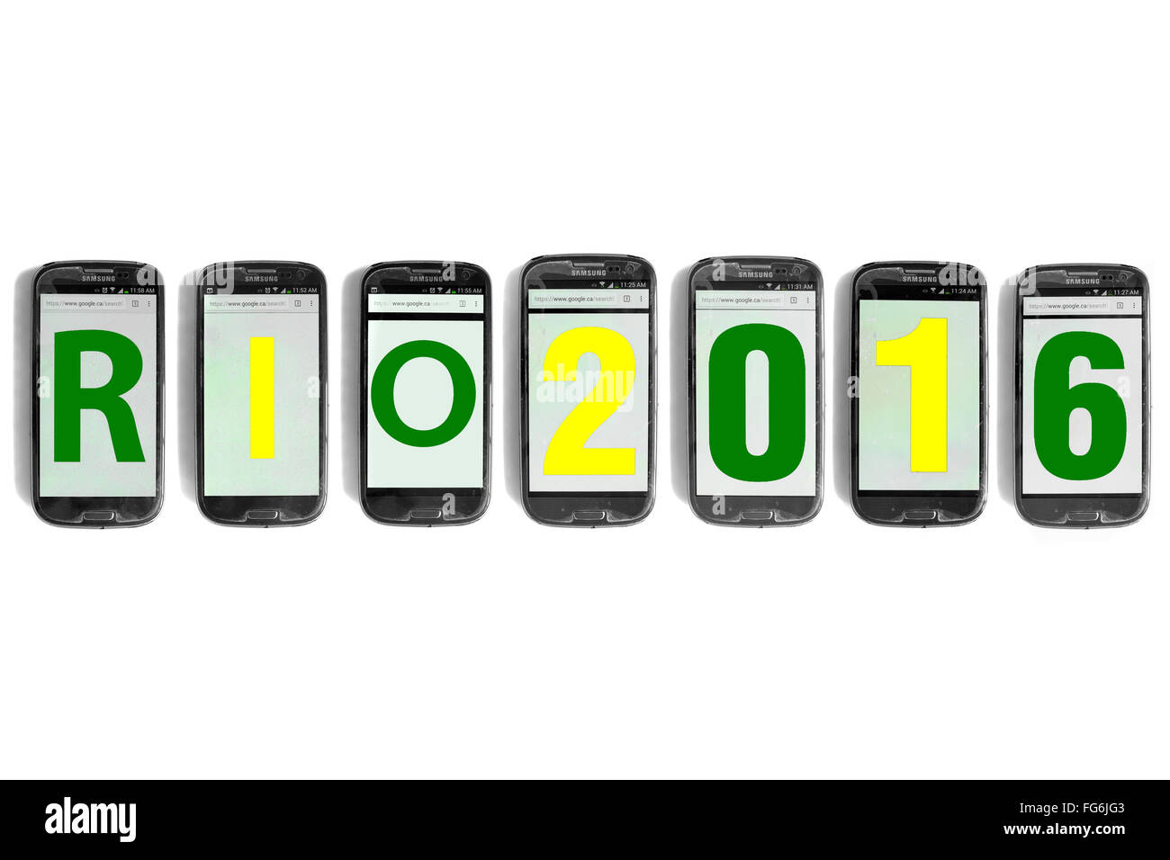 Rio2016 geschrieben am Smartphone Bildschirme vor weißem Hintergrund fotografiert. Stockfoto