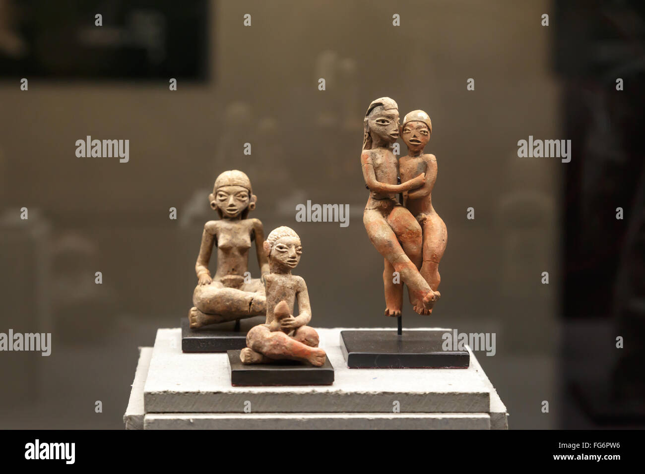 Florenz, Italien - 20. September 2015: Nahaufnahme Detailansicht der kleine basaltischen olmekische Figur in Florenz ausgestellt. Stockfoto