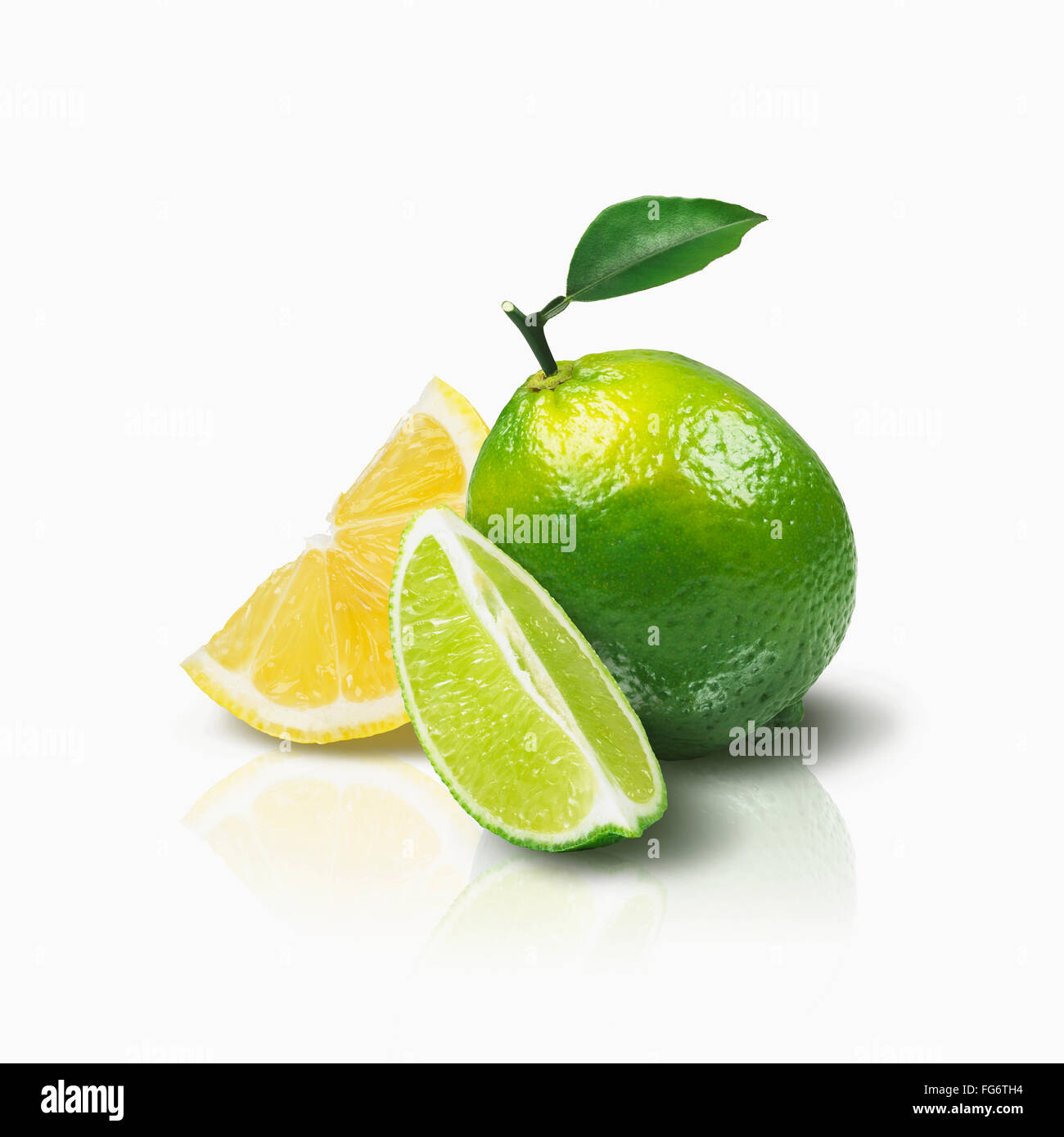 Kalk mit Zitrone und Limone Keile; Toronto, Ontario, Kanada Stockfoto