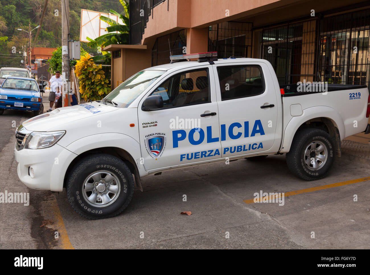 Ein Polizeifahrzeug in Quepos, Provinz Puntarenas, Costa Rica. Stockfoto