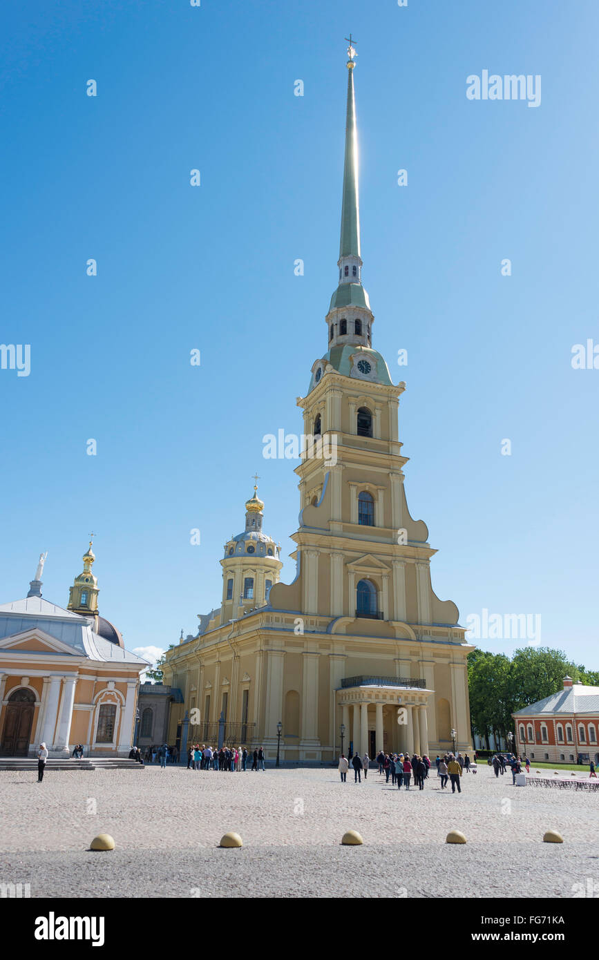 Glockenturm der Kathedrale von St. Peter und Paul, Zayachy Insel, Sankt Petersburg, Nordwesten, Russische Republik Stockfoto