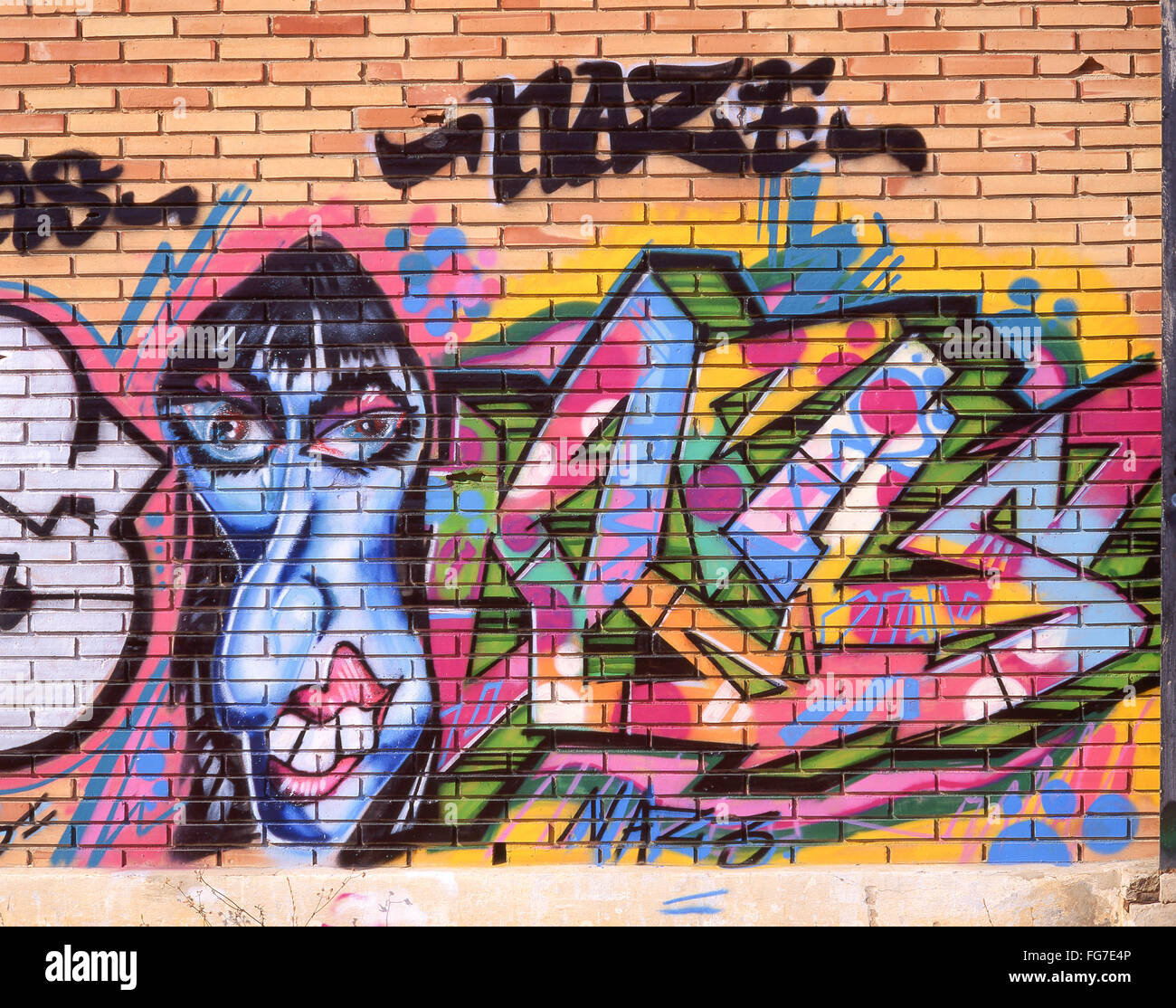 Bunte Graffiti auf Mauer, Neustadt, Vilnius, Bezirk Vilnius, Litauen Stockfoto