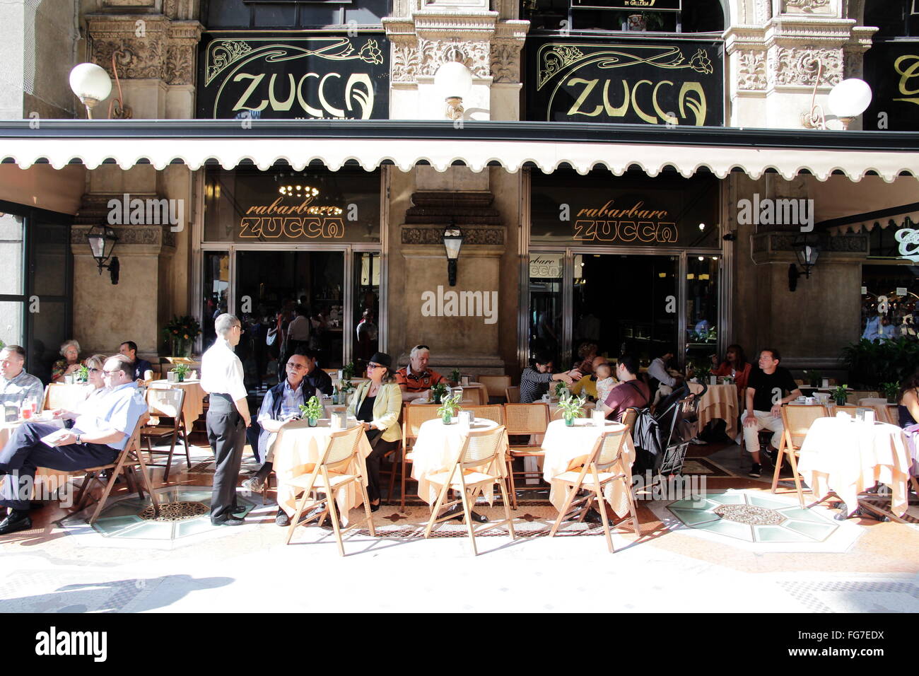 Geographie/Reisen, Italien, Lombardei, Mailand, Galleria Vittorio Emanuele II, Restaurant "La Zucca", hier war die Campari, Additional-Rights - Clearance-Info - Not-Available erfunden Stockfoto
