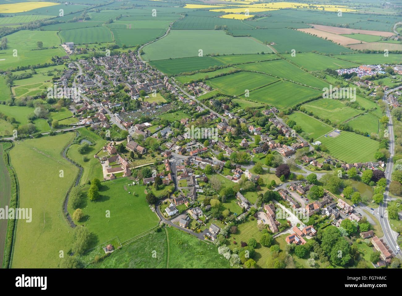 Eine Luftaufnahme von Warwickshire Dorf des langen Itchington und Umland Stockfoto