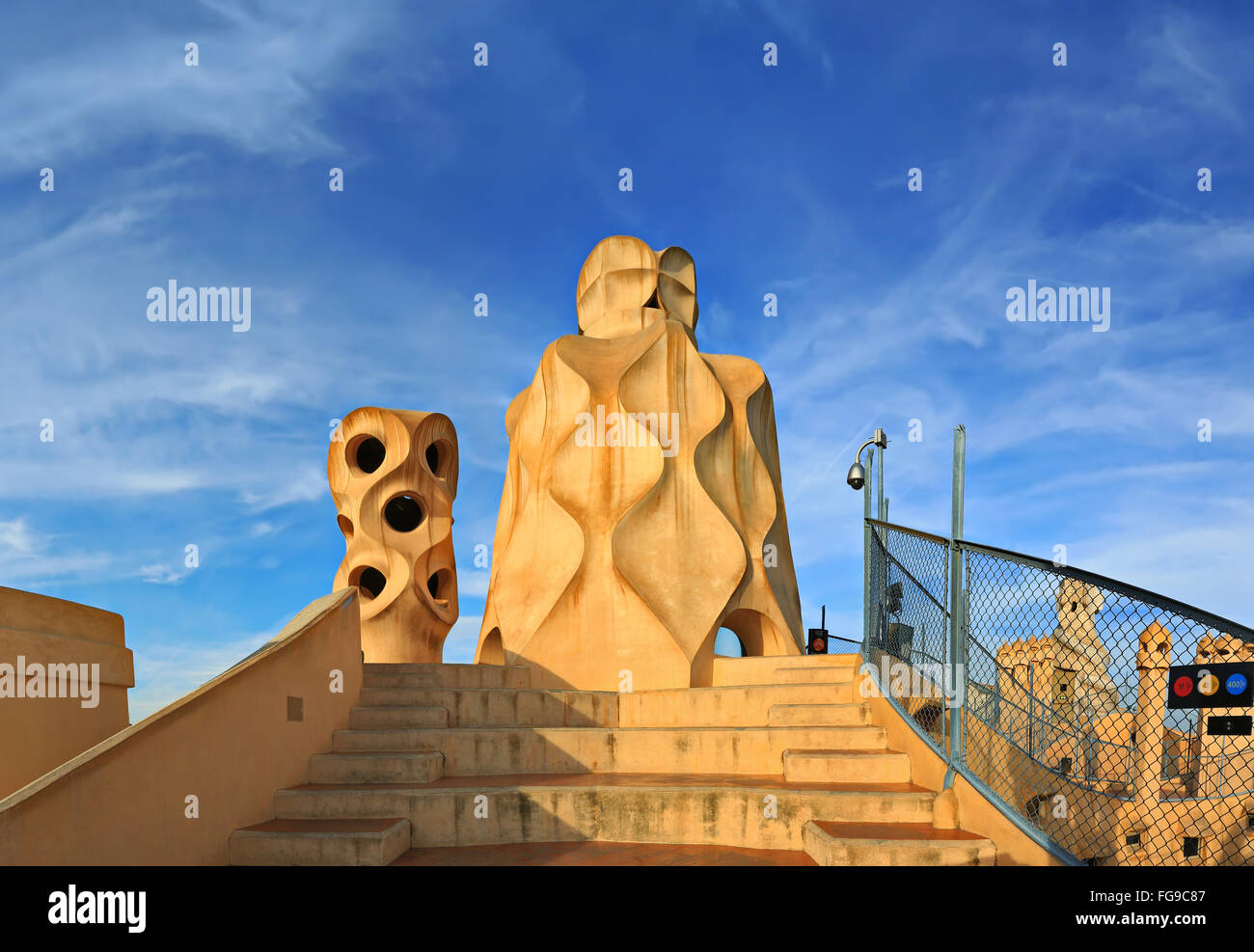 Gaudi-Projekt. Auf dem Dach und Terrasse der Casa Mila (auch bekannt als La Pedrera) Stockfoto