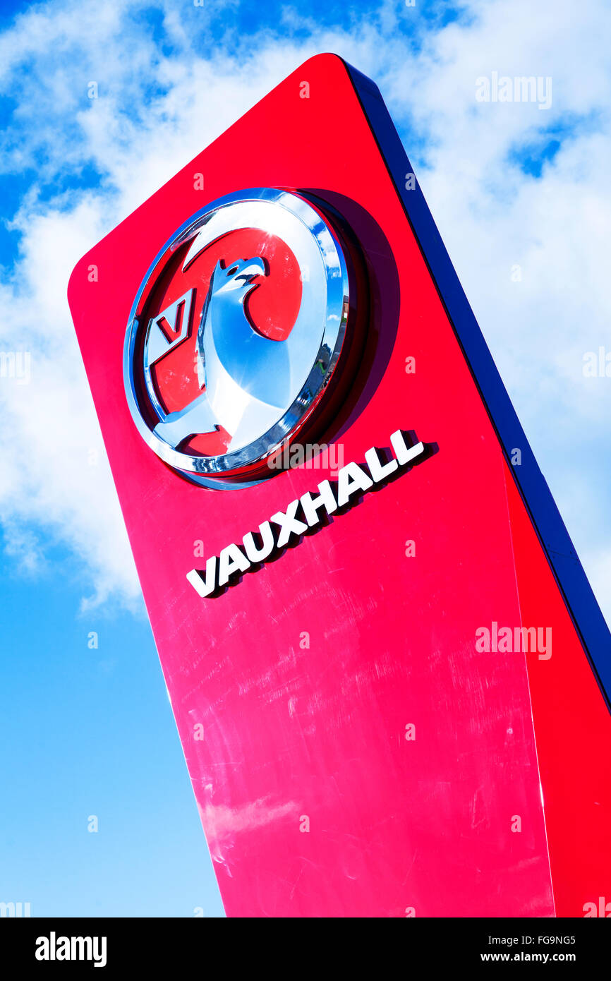 Vauxhall Logo Schild Auto Autos Garage Insignien Name Produkt UK England GB Stockfoto