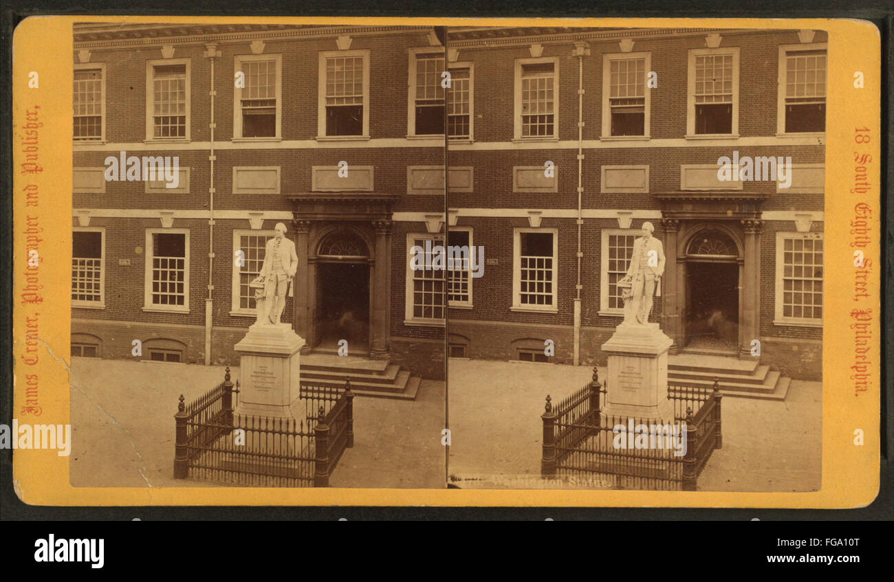 Die Washington Statue von James Cremer (1821–1893) ist ein historisches Denkmal zu Ehren von George Washington, dem ersten US-Präsidenten. Die Statue spiegelt Cremers Kunst in der Bildhauerei wider und stellt Washington mit detailliertem Realismus und Eleganz dar. Stockfoto