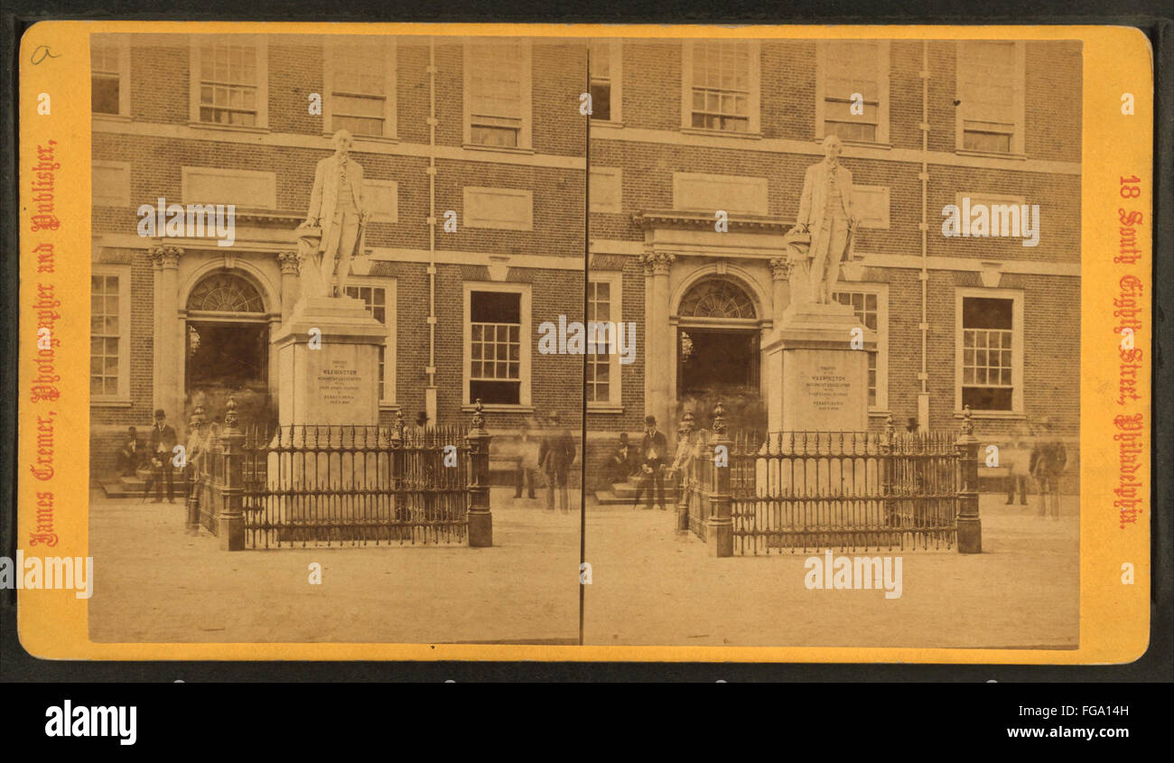 Eine historische Fotografie der Washington-Statue von James Cremer (1821–1893), die das monumentale Werk zum Gedenken an George Washington einfängt. Die Statue spiegelt amerikanische Kunst und historische Gedenkstätten des 19. Jahrhunderts wider. Stockfoto