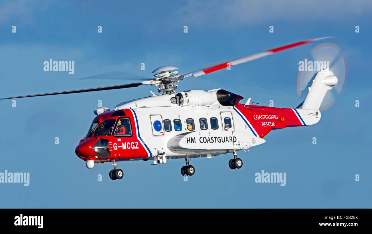 Bristow Sikorsky S-92 Küstenwache Hubschrauber auf Übung in Mounts Bay Stockfoto