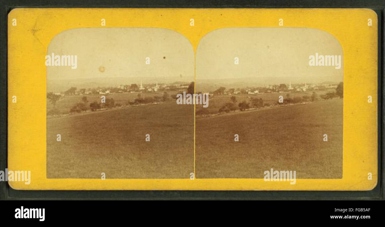 Ein Foto von George Palmer Putnam, das einen Blick auf Barre, Vermont, vom Anwesen von Colonel Robinson aus zeigt und die Landschaft und Umgebung der Stadt erfasst. Stockfoto