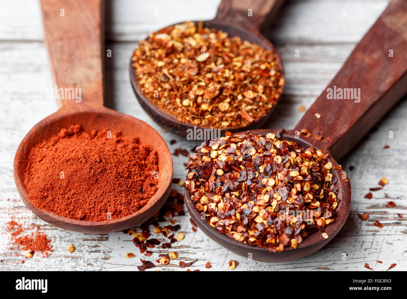 Verschiedene Arten von Chiliflocken und paprika Stockfoto