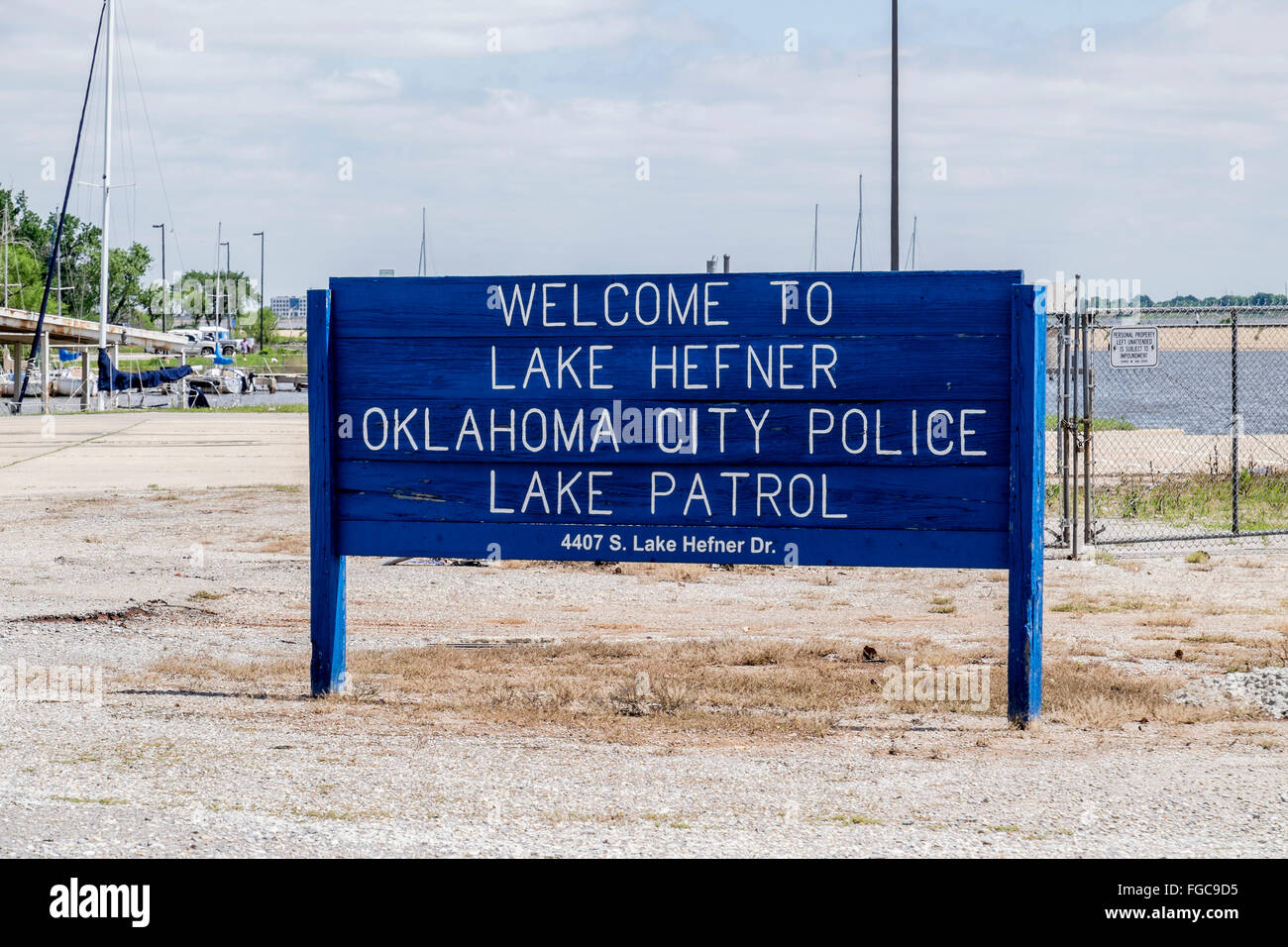 Eine Willkommen an Lake Hefner unterzeichnen in Oklahoma City, Oklahoma, USA. Stockfoto