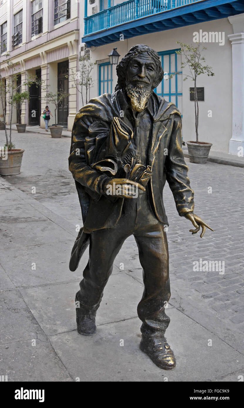 Bronzestatue von El Caballero de Paris vor Kirche San Francisco de Asis