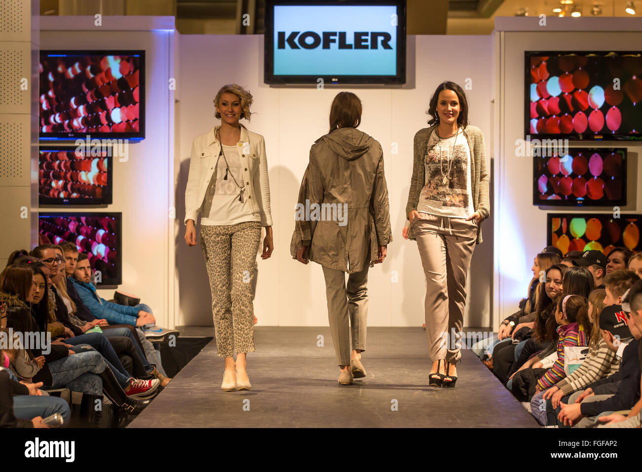 Fashion Show - Frühling - Sommer 2015 Stockfoto