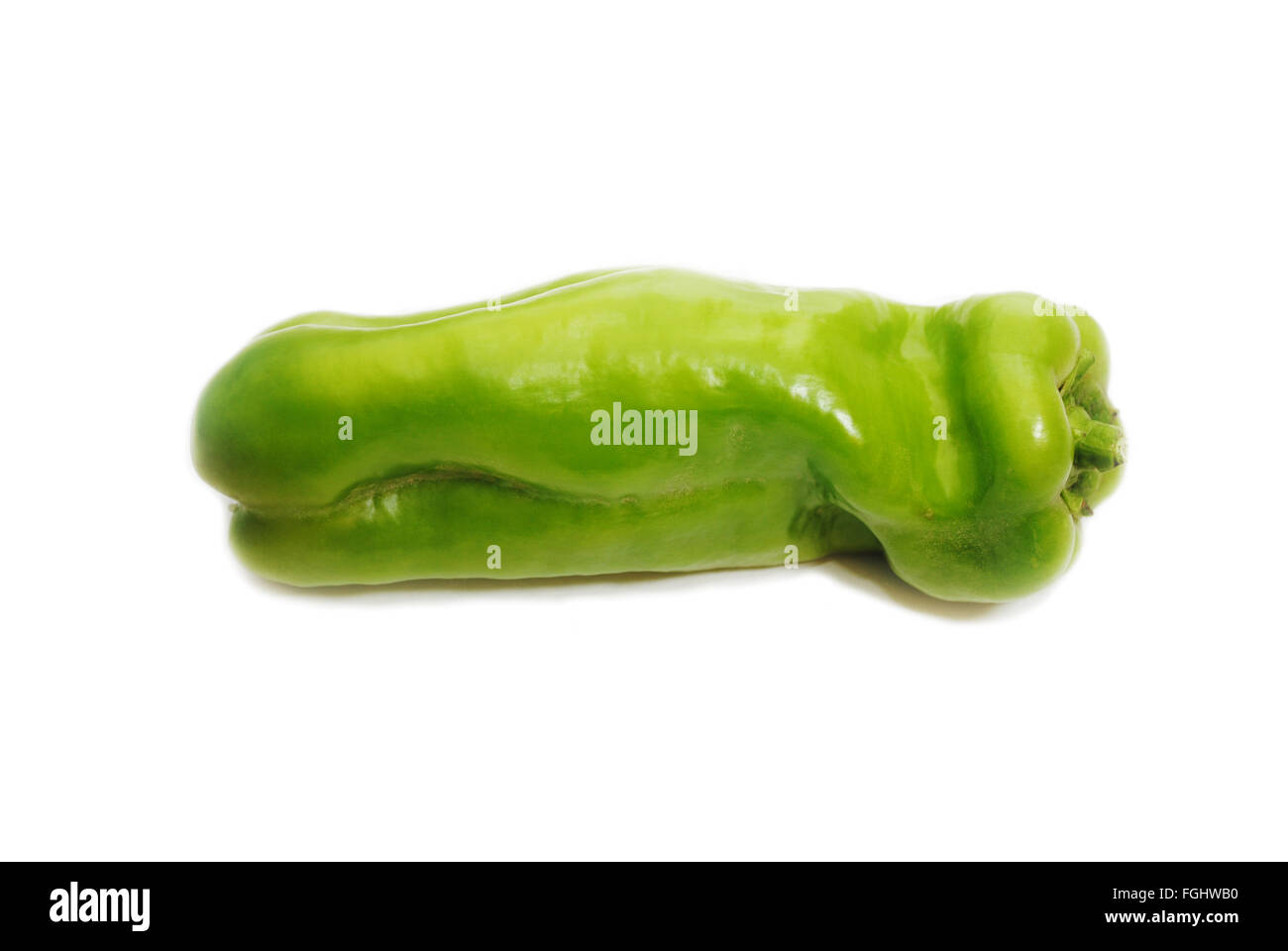 Lange grüne Paprika isoliert auf einem weißen Stockfoto
