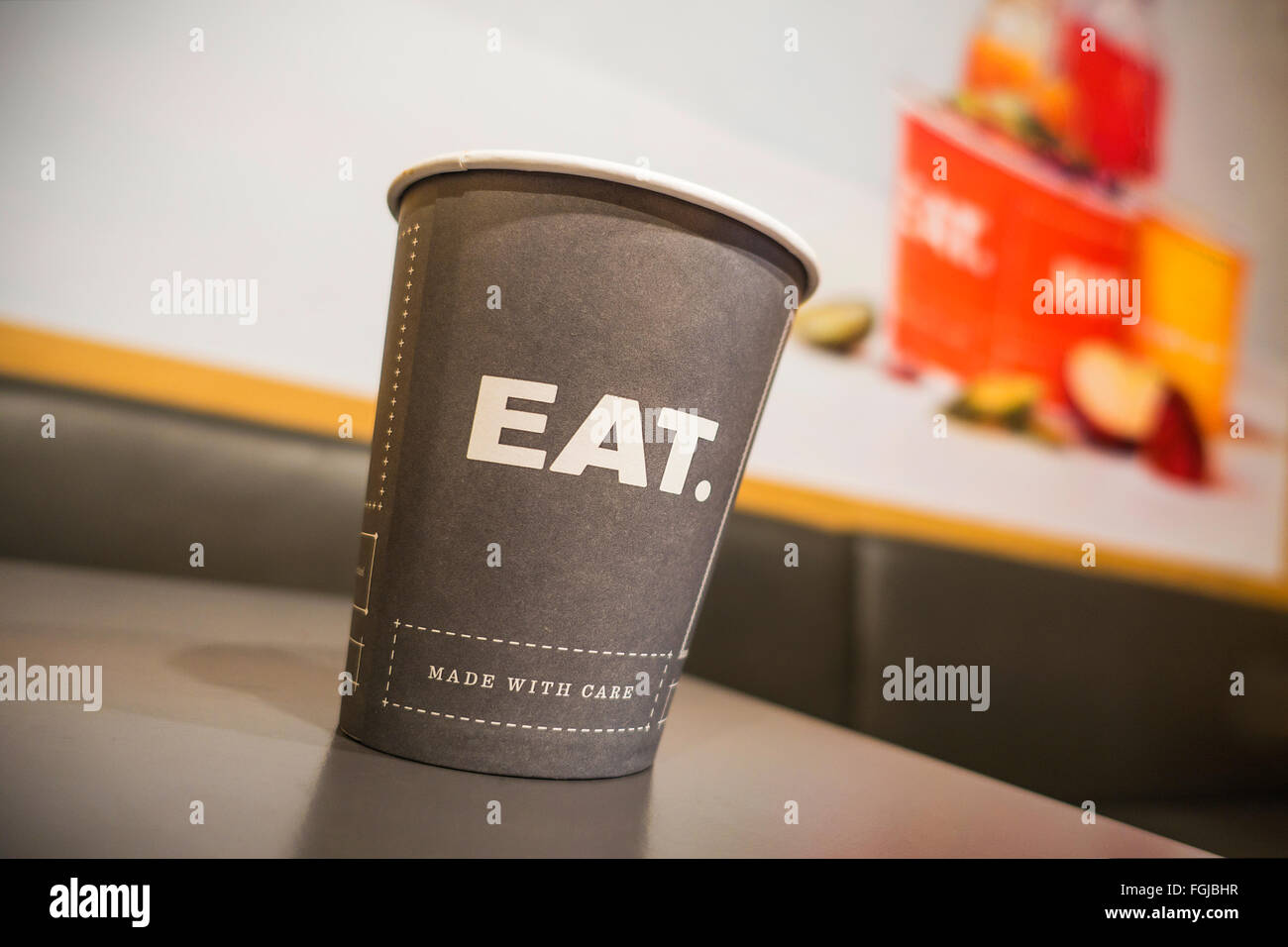 Essen Sie, Kaffee Shop High Street Store lokal-Kette Stockfoto