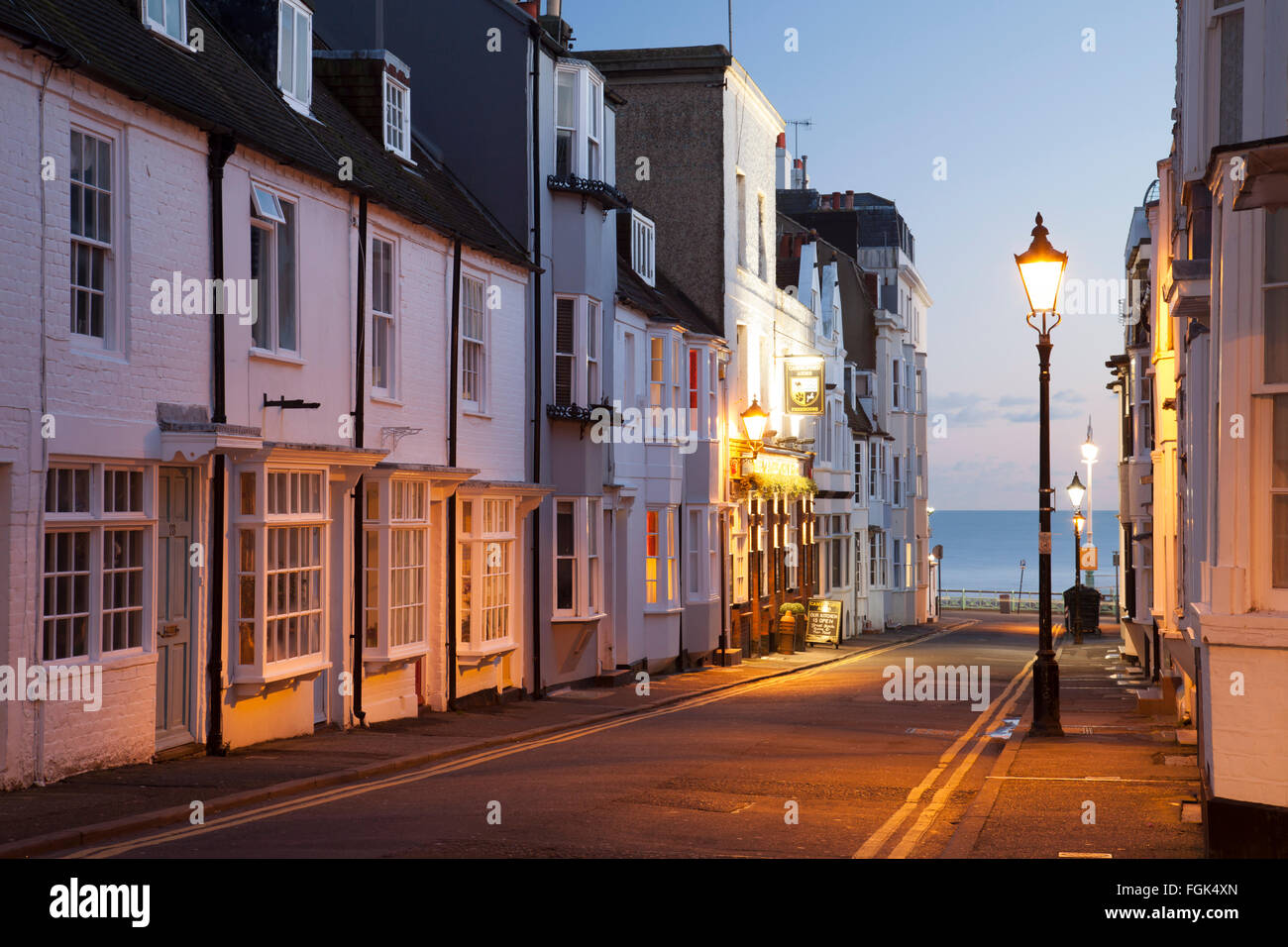 Abenddämmerung auf Camelford Street, Brighton, East Sussex, England. Stockfoto