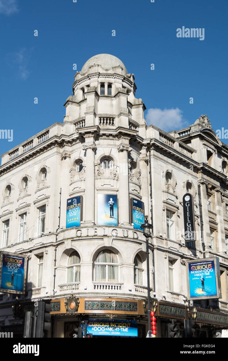 The Curious Incident of the Dog am Gielgud Theatre in Theatern auf der Londoner Shaftesbury Avenue, Soho, UK Stockfoto
