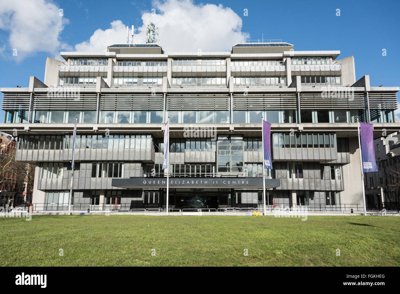 Außenansicht des Queen Elizabeth Conference Centre in Westminster, London, UK Stockfoto