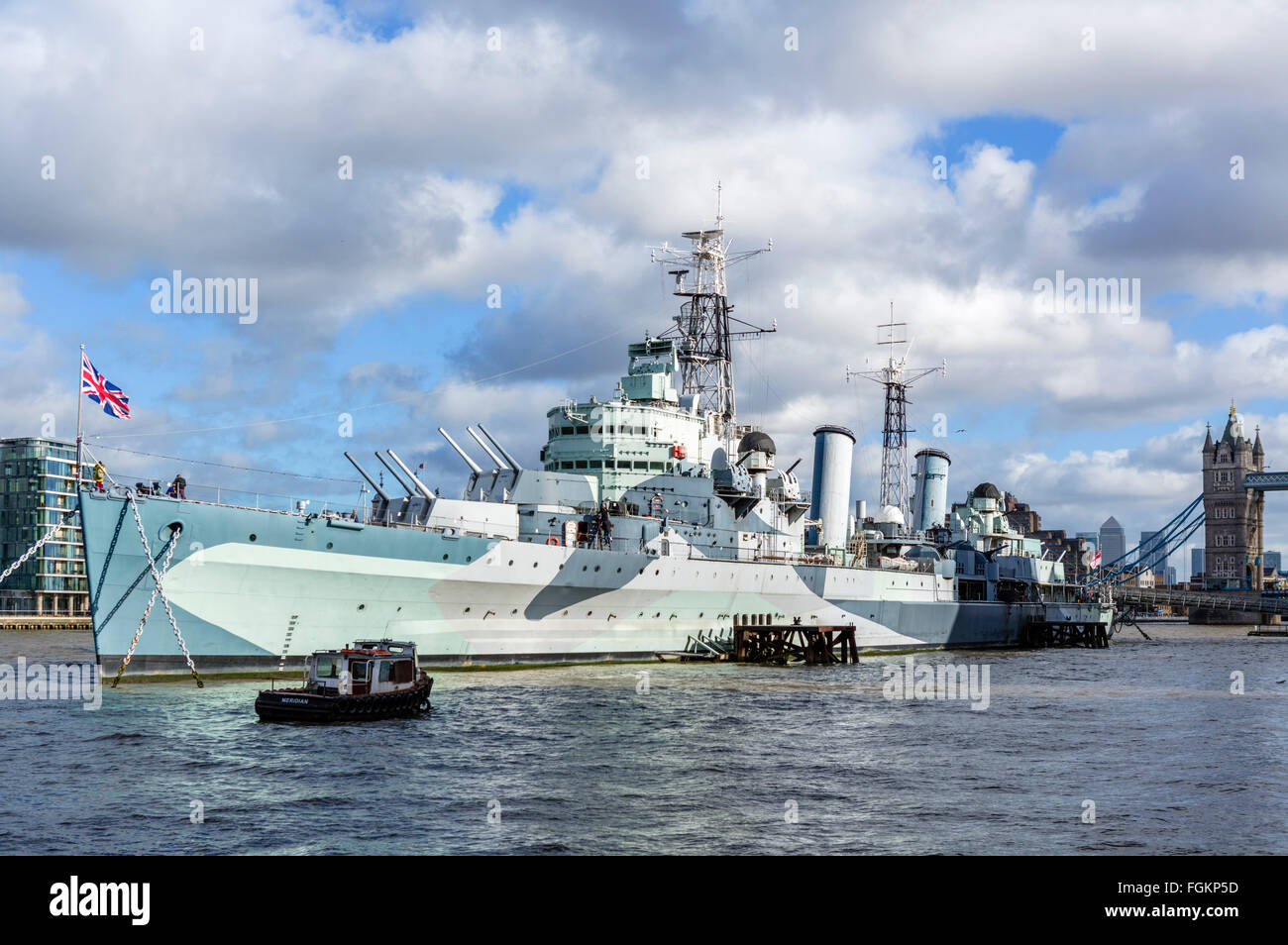 HMS Belfast, ein Museumsschiff vor Anker auf der Themse in der Nähe von Tower Bridge, London, England, UK Stockfoto