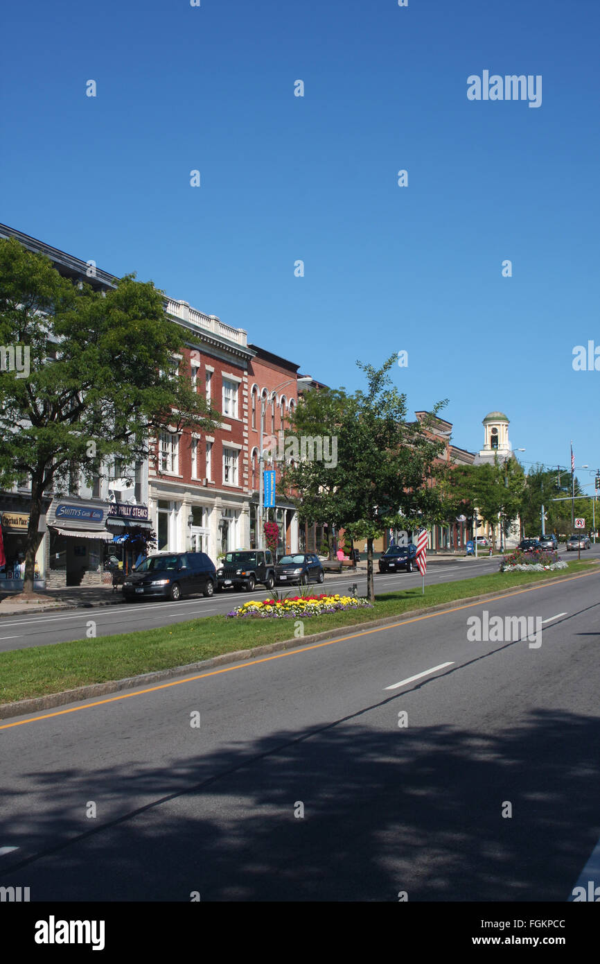 Canandaigua, New York, Canandaigua Lake North Main Street, eine Autobahn, die Hauptverkehrsader der Stadt ist. Stockfoto