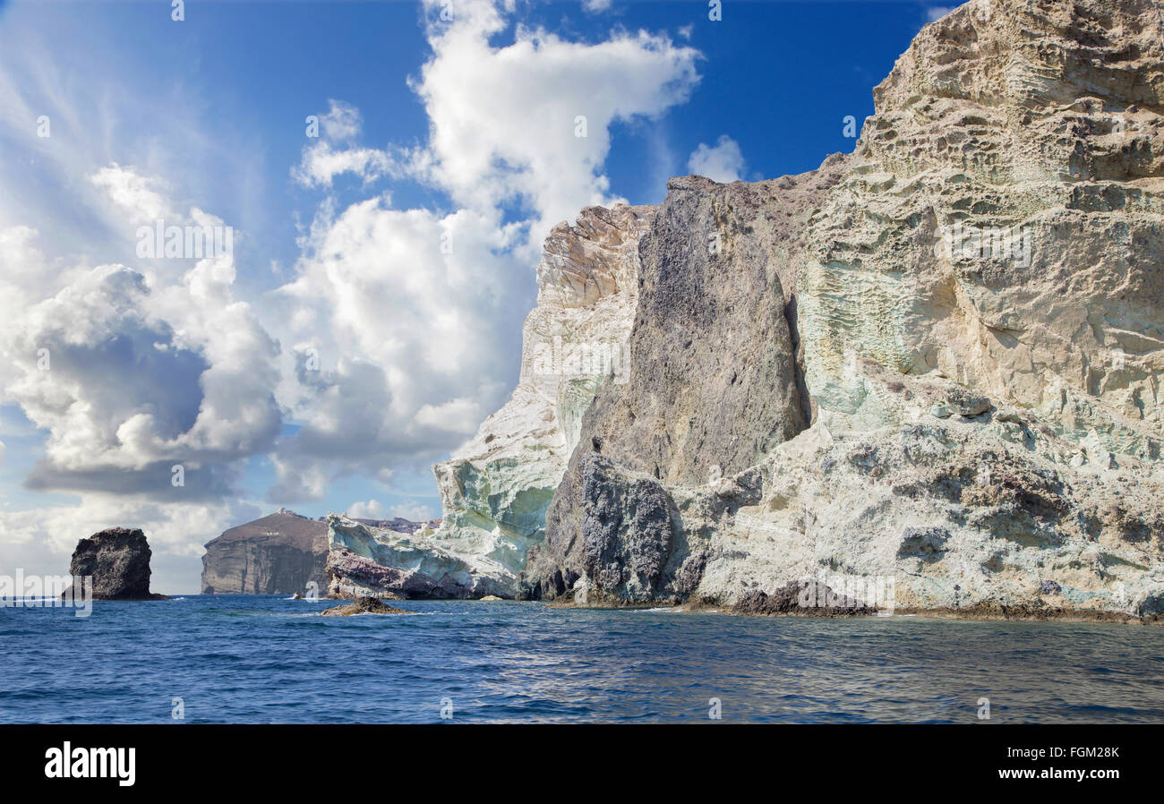 TEL AVIV, ISRAEL - 2. März 2015: Der Rest am Strand von Tel Aviv Stockfoto