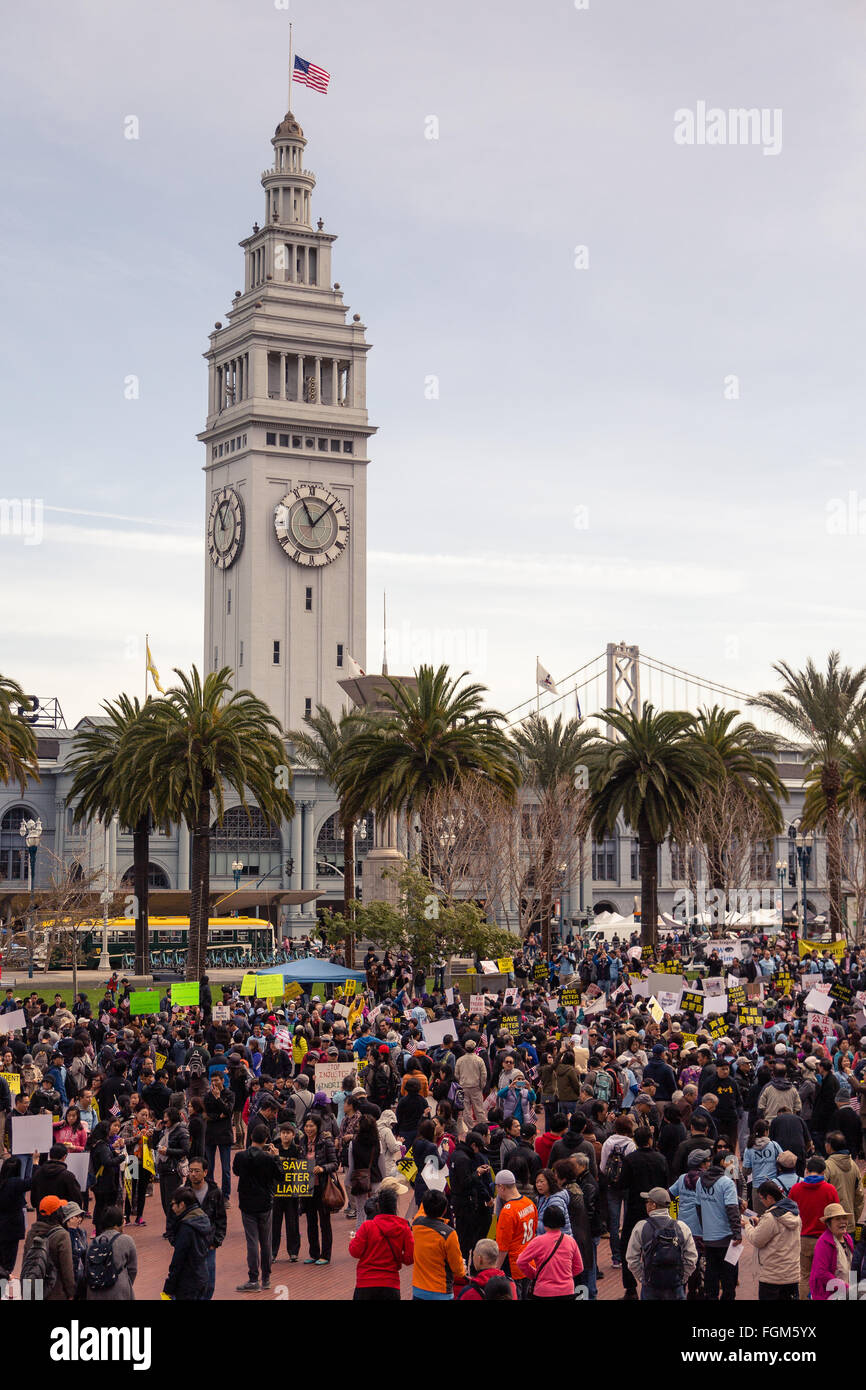 Chinesischen amerikanischen Demonstranten versammeln Stockfoto