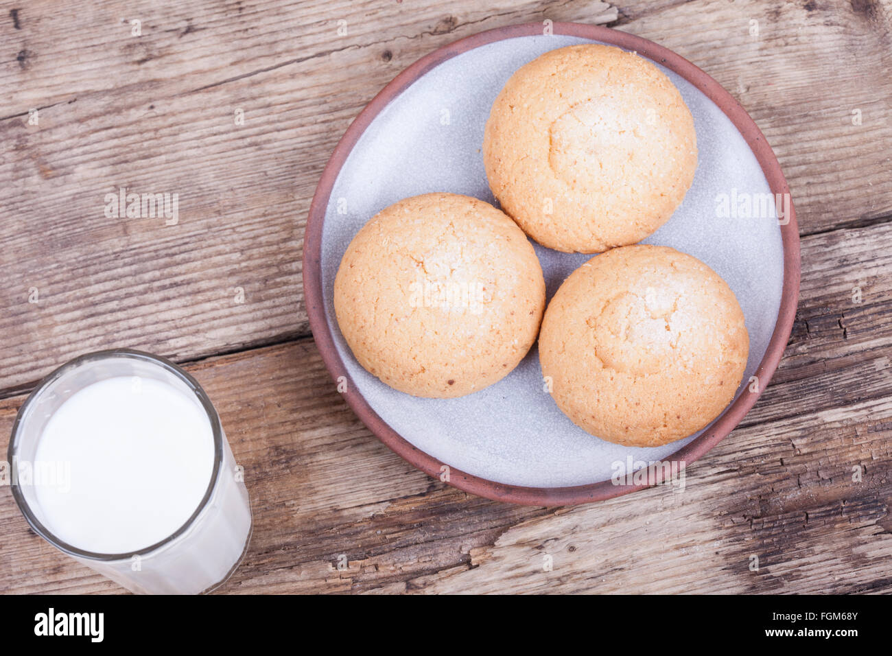 Frische gesunde Milch und Cookies Top anzeigen Hintergrund Stockfoto