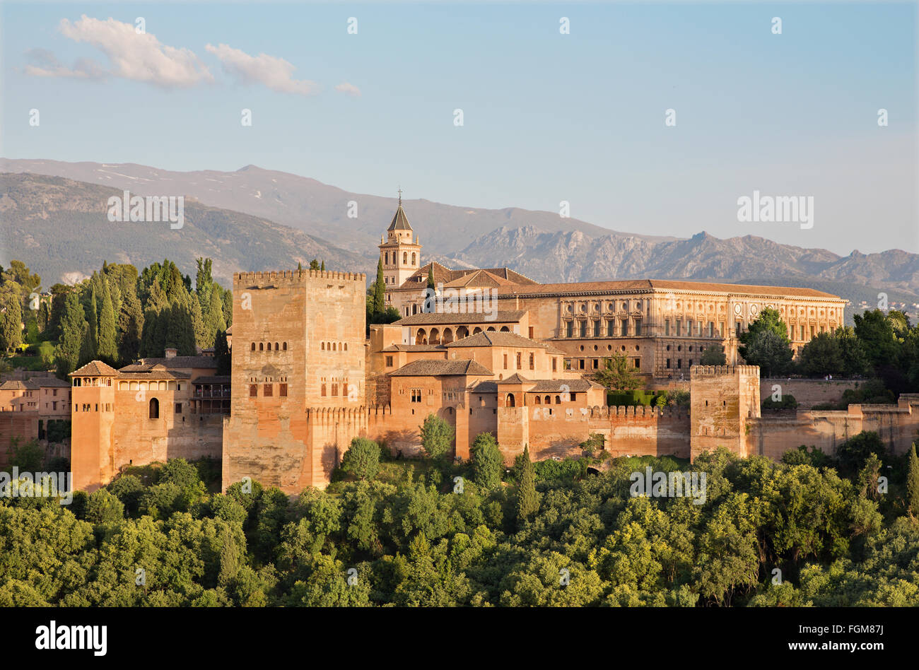 Granada - Alhambra-Palast und Fortness Komplex im Abendlicht. Stockfoto