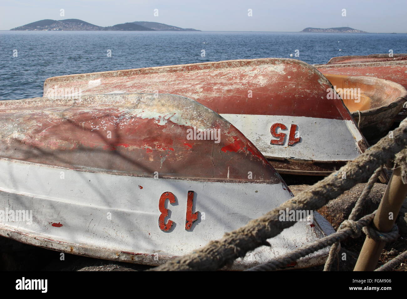 Angelboote/Fischerboote das Winterfest machen Stockfoto