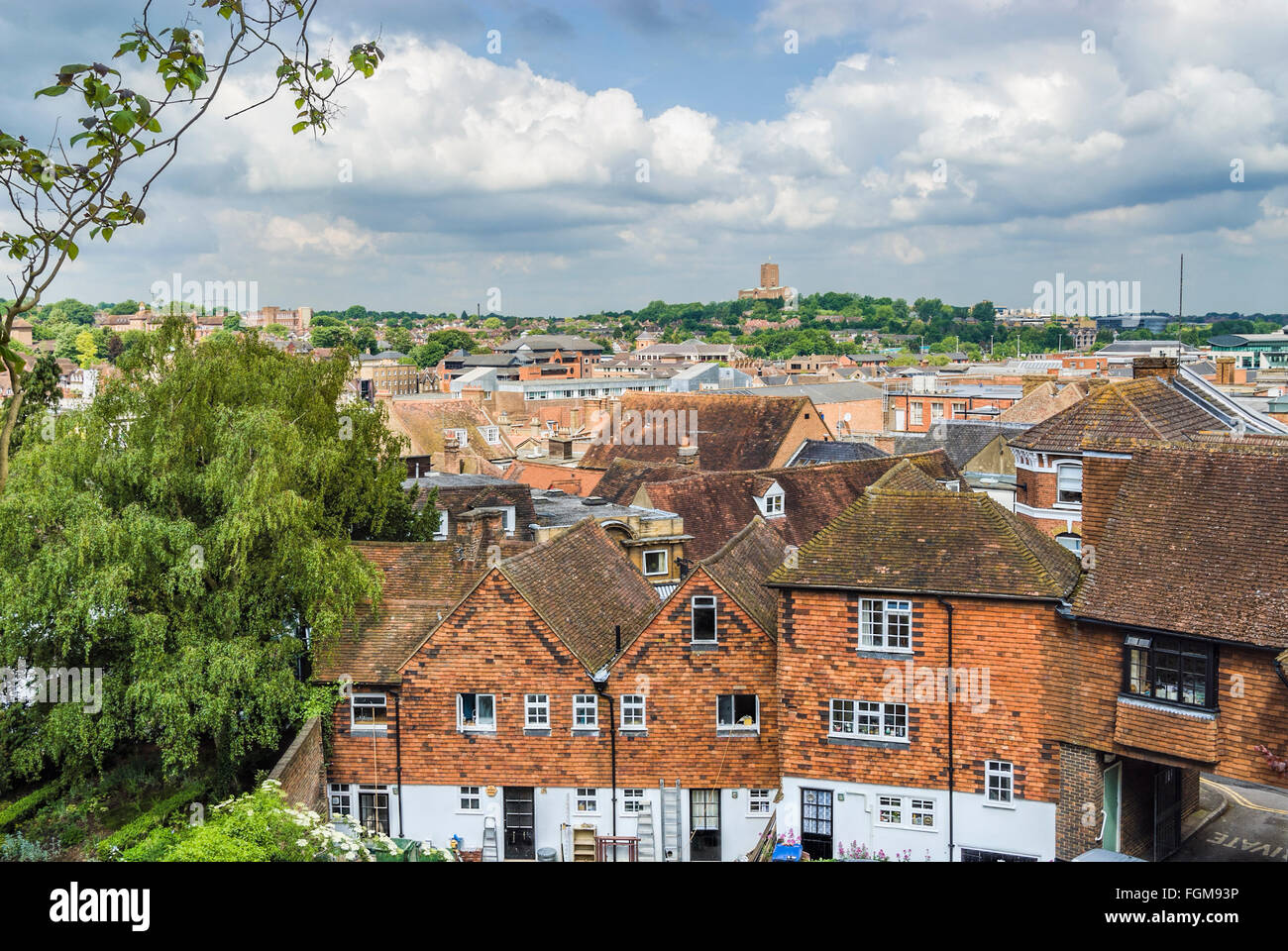 Erhöhter Blick über Guildford in Surrey, England Stockfoto