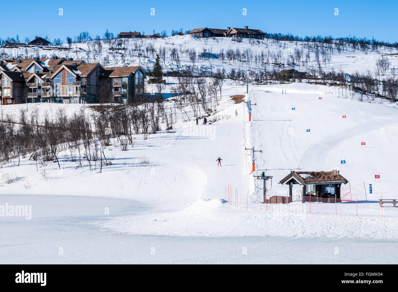 Geilo Fjellandsby Ski & Artment Komplex, einige Kilometer südlich von Geilo, winter, Buskerud, Norwegen Stockfoto